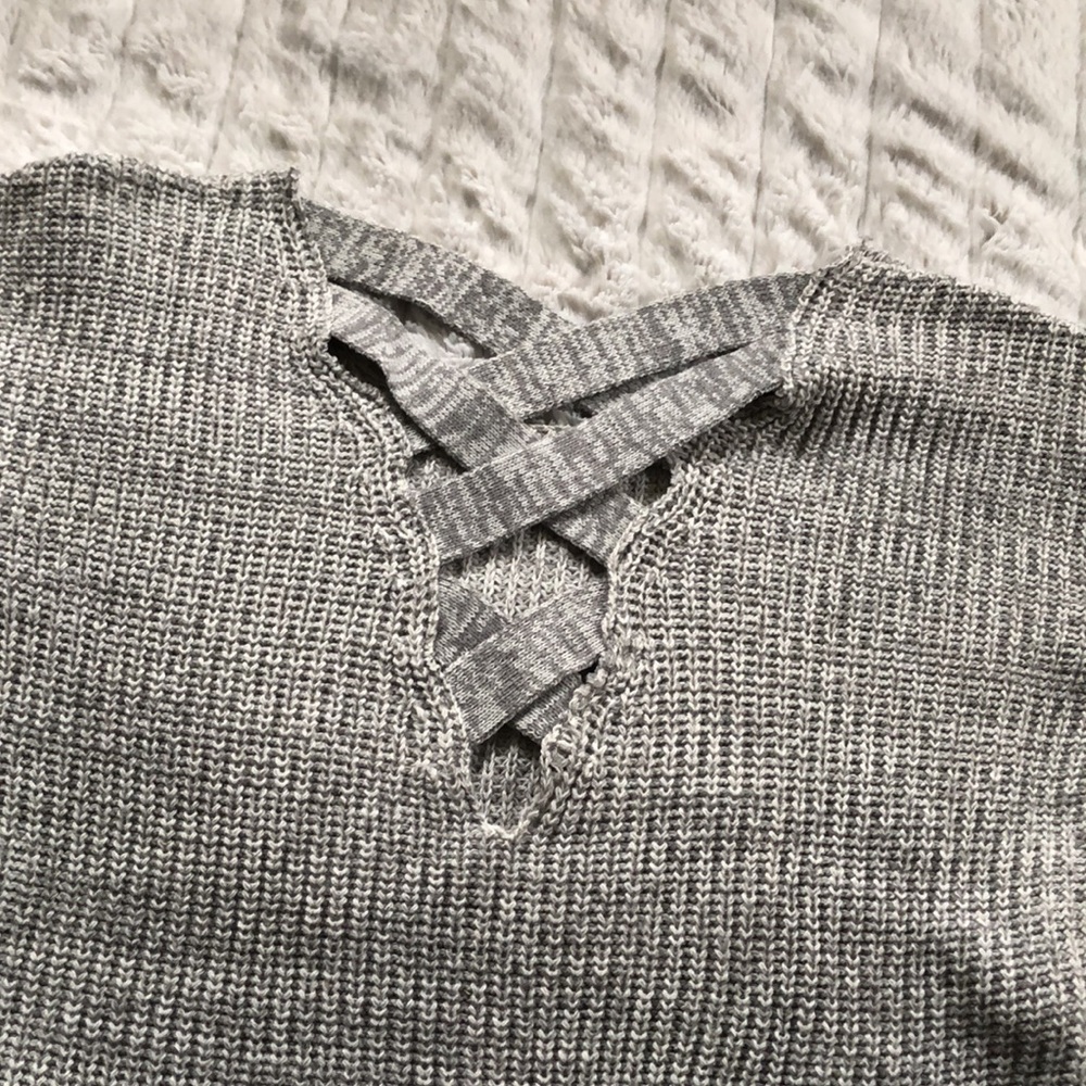 2/$25! ⭐️ Nordstrom Poof Excellence‎ Cross-Back Sweater
